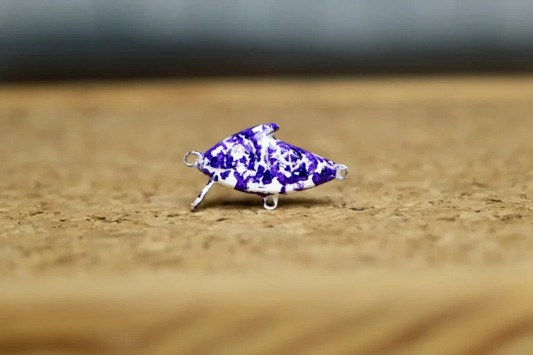 CS Nano Shark Purple Ink – tonący wobler twitchowy na mniejsze gatunki ryb drapieżnych