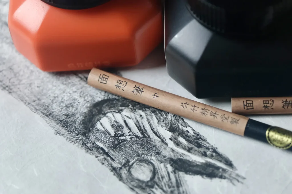 Tusz Sumi – tradycyjny japoński tusz wykonany z sadzy, używany do gyotaku Custom Shark